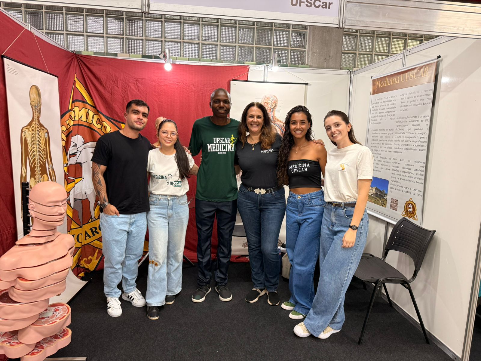 Capa divulgação.jpg